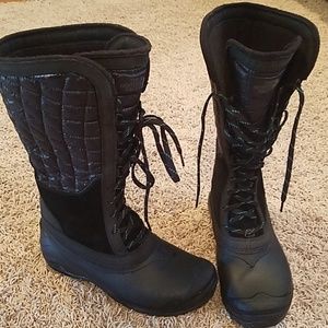 The North Face winter boots 7.5